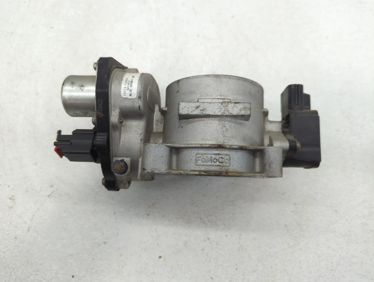 2005-2014 Ford E-150 Throttle Body P/N:VP3L3L-9N825-AG Fits Fits 2004 2005 2006 2007 2008 2009 2010 2011 2012 2013 2014 2015