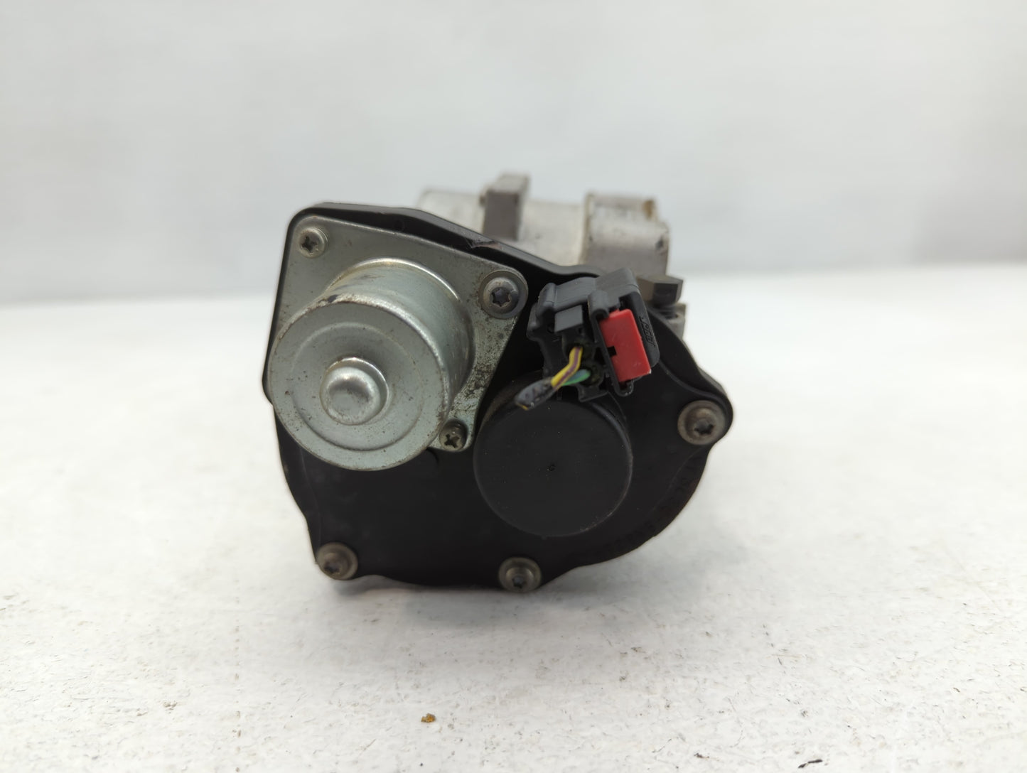 2005-2014 Ford E-150 Throttle Body P/N:VP3L3L-9N825-AG Fits Fits 2004 2005 2006 2007 2008 2009 2010 2011 2012 2013 2014 2015
