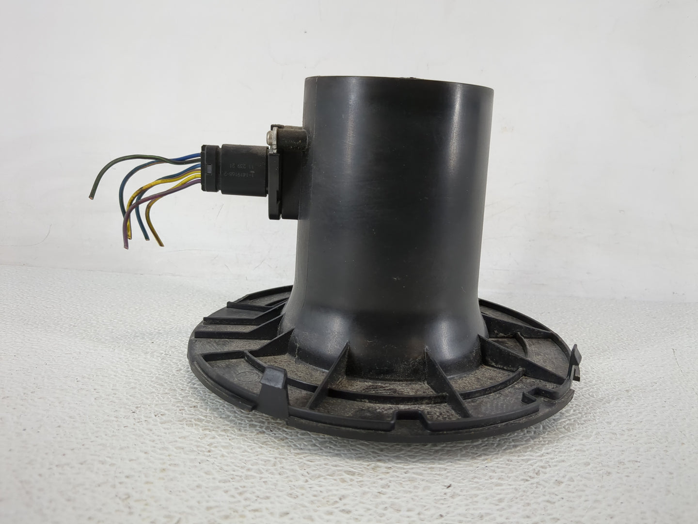 2004-2014 Ford E-250 Mass Air Flow Meter Maf - Oemusedautoparts1.com