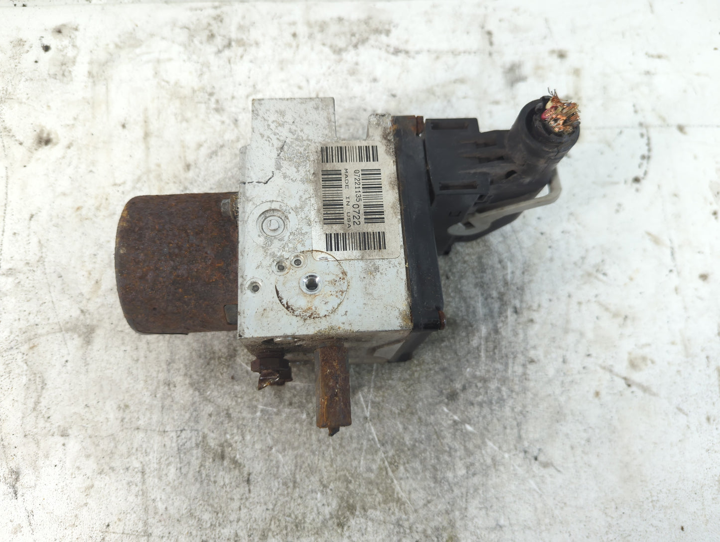 2011-2014 Ford E-250 ABS Pump Control Module Replacement P/N:BC24-2C405-CD Fits Fits 2011 2012 2013 2014 OEM Used Auto Parts