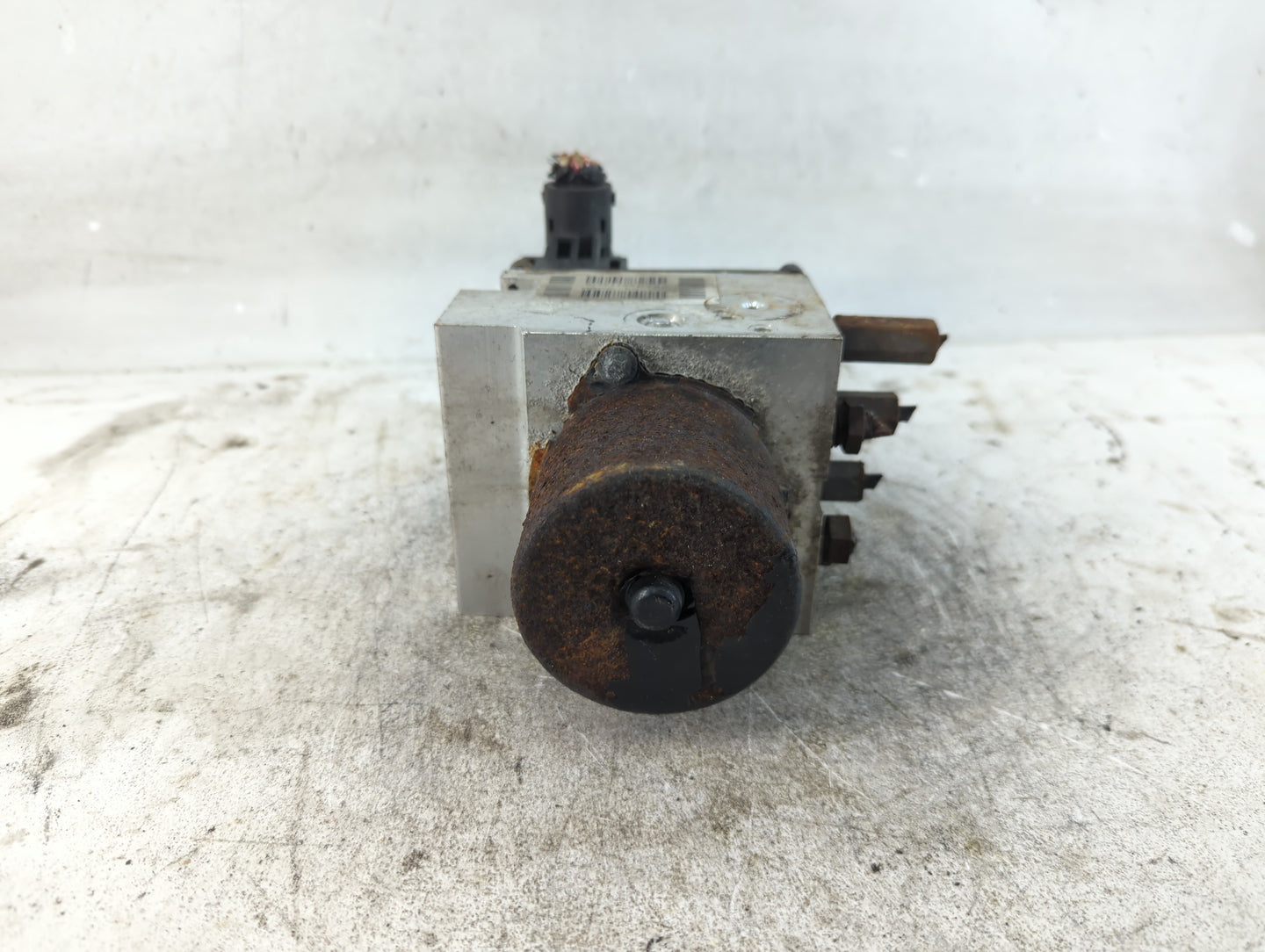 2011-2014 Ford E-250 ABS Pump Control Module Replacement P/N:BC24-2C405-CD Fits Fits 2011 2012 2013 2014 OEM Used Auto Parts