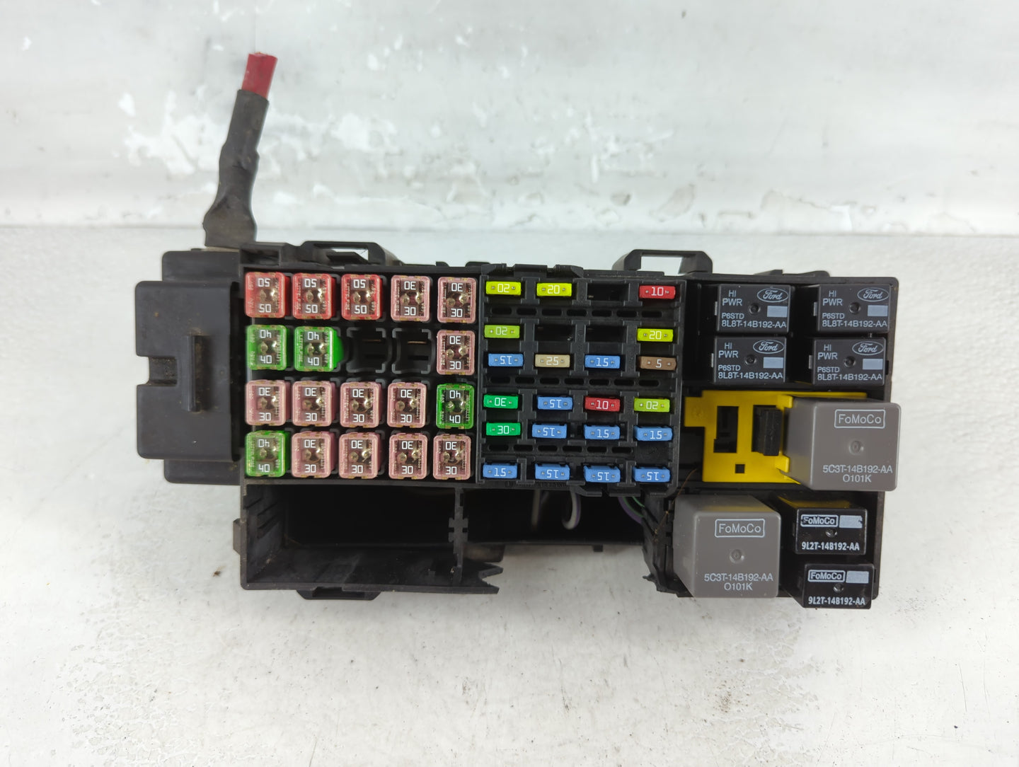 2012 Ford E-350 Club Wagon Fusebox Fuse Box Panel Relay Module P/N:2562848 Fits OEM Used Auto Parts - Oemusedautoparts1.com