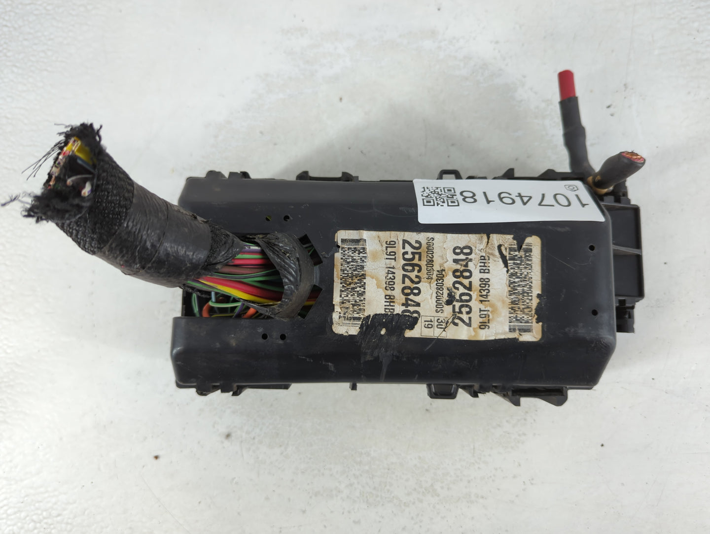 2012 Ford E-350 Club Wagon Fusebox Fuse Box Panel Relay Module P/N:2562848 Fits OEM Used Auto Parts - Oemusedautoparts1.com
