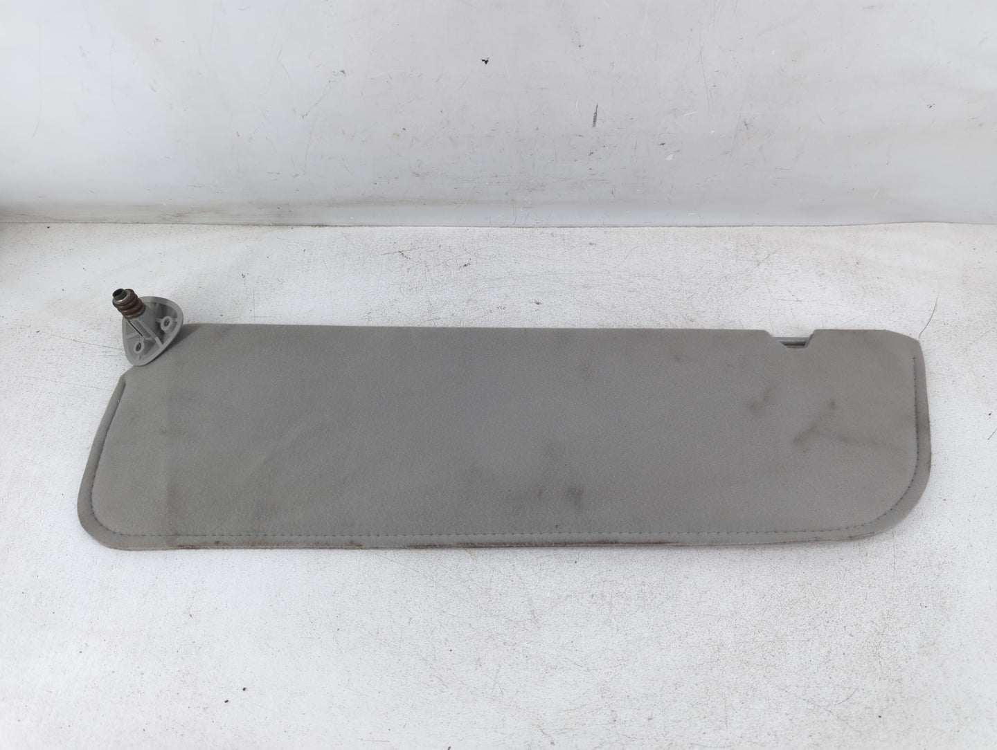 2012 Ford E-350 Club Wagon Sun Visor Shade Replacement Passenger Right Mirror Fits OEM Used Auto Parts - Oemusedautoparts1.c