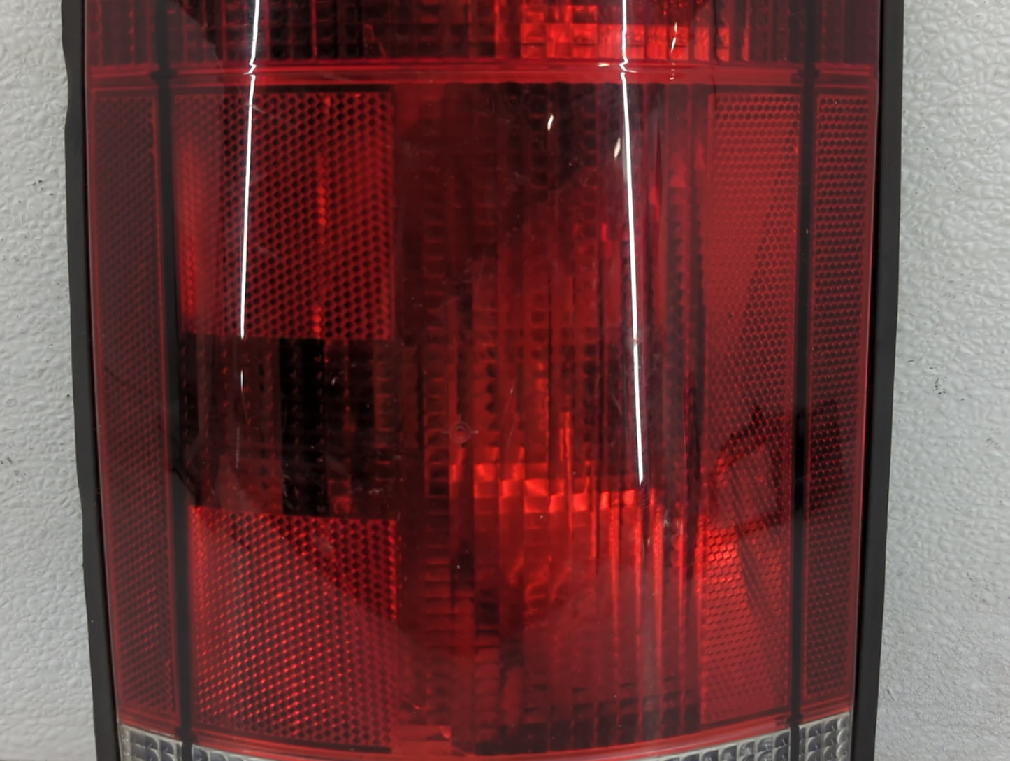 2012 Ford E150 Tail Light Assembly Driver Left OEM P/N:F7UB-13441-AA 44ZH815A Fits OEM Used Auto Parts - Oemusedautoparts1.c