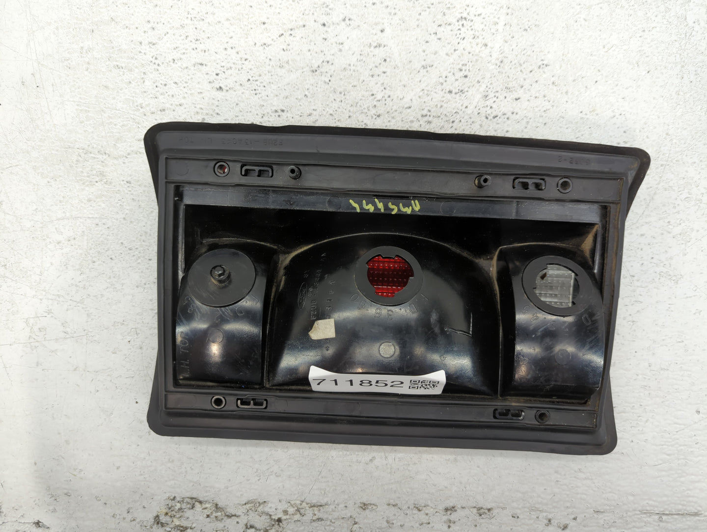 2012 Ford E150 Tail Light Assembly Driver Left OEM P/N:F7UB-13441-AA 44ZH815A Fits OEM Used Auto Parts - Oemusedautoparts1.c