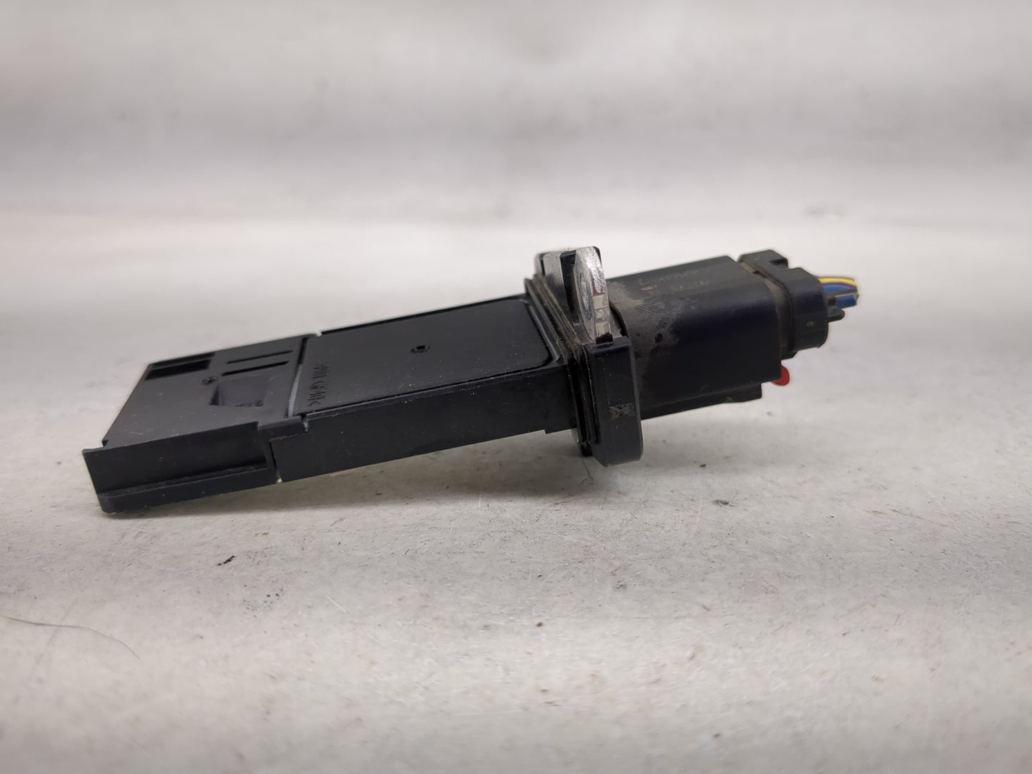 Ford E250 Mass Air Flow Meter Maf 1485695 - Oemusedautoparts1.com
