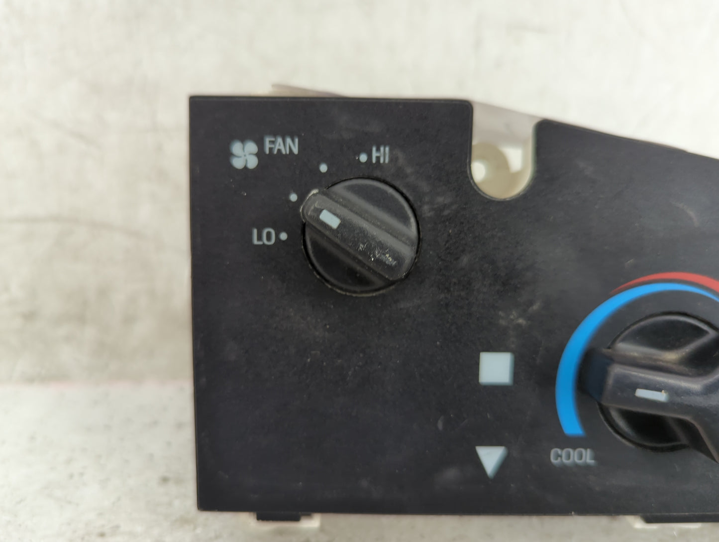 2012 Ford E350 Climate Control Module Temperature AC/Heater Replacement Fits OEM Used Auto Parts - Oemusedautoparts1.com