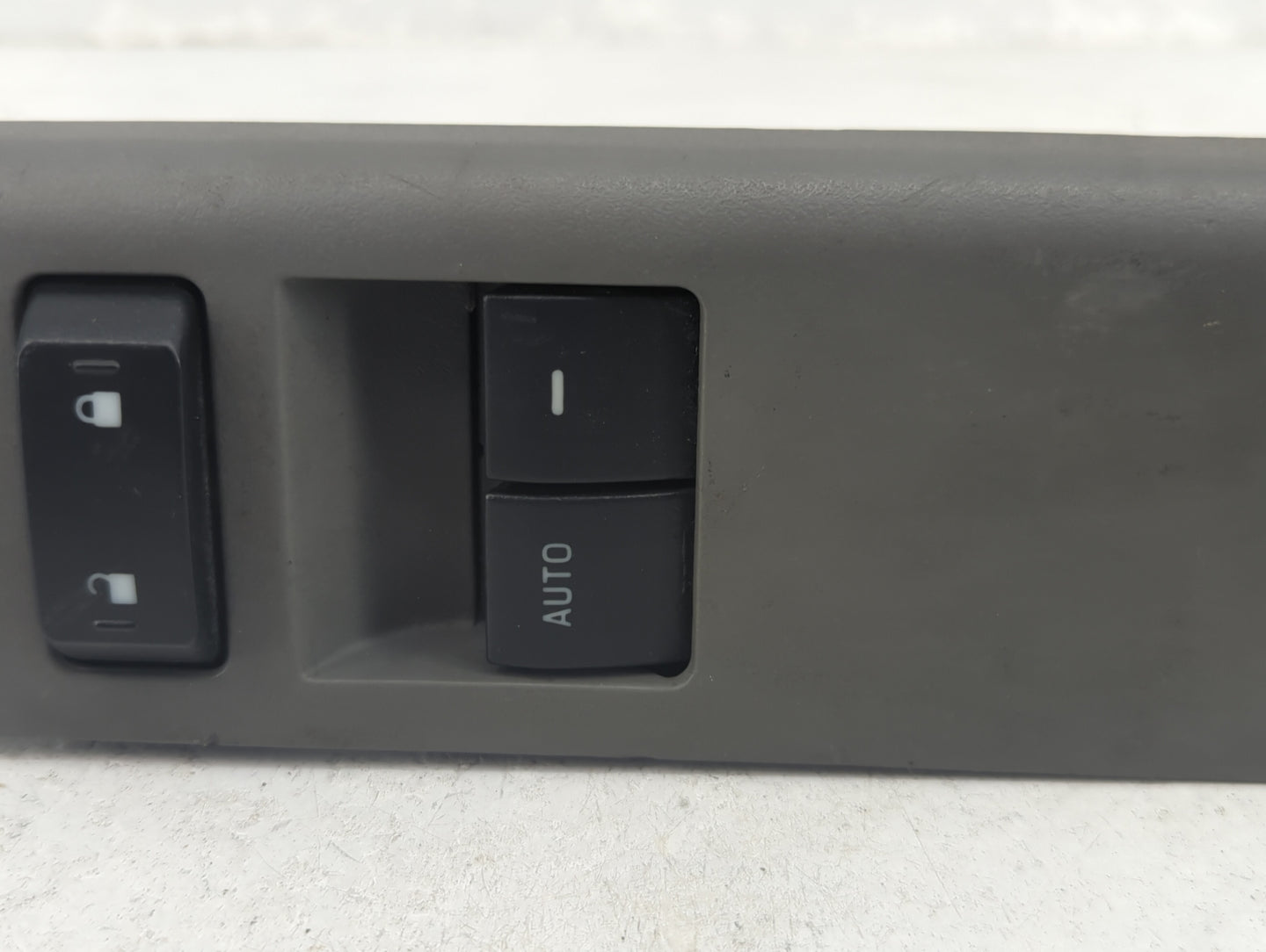 2012 Ford E350 Master Power Window Switch Replacement Driver Side Left P/N:8C3T-14540-ABW Fits OEM Used Auto Parts - Oemused