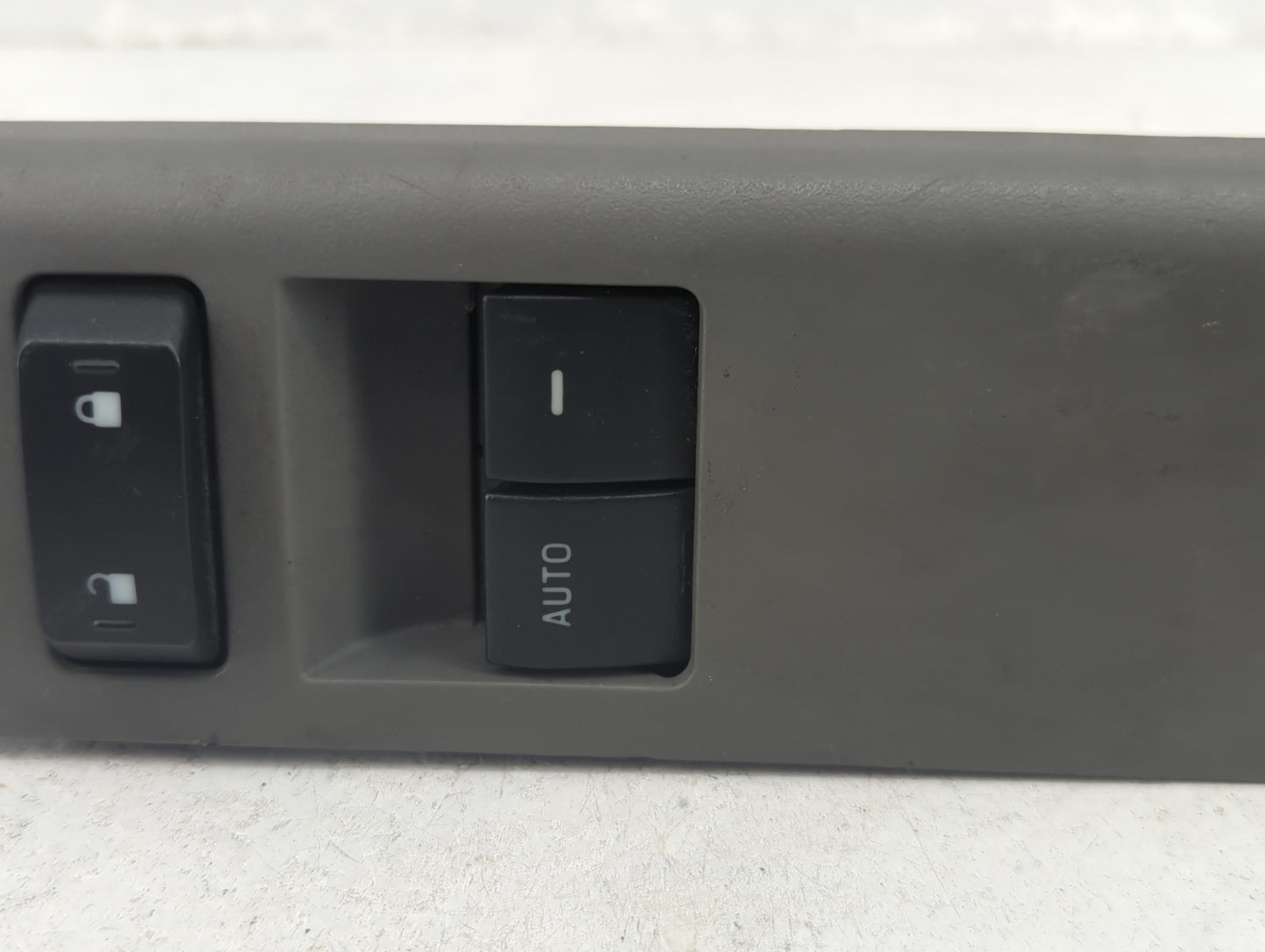 2012 Ford E350 Master Power Window Switch Replacement Driver Side Left P/N:8C3T-14540-ABW Fits OEM Used Auto Parts - Oemused