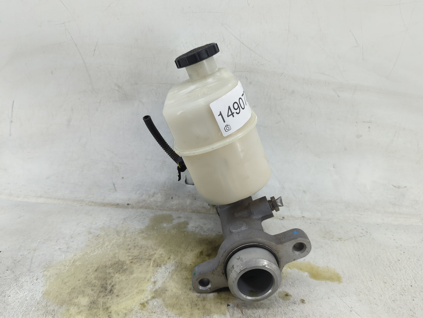 Ford E350 Brake Master Cylinder - Oemusedautoparts1.com