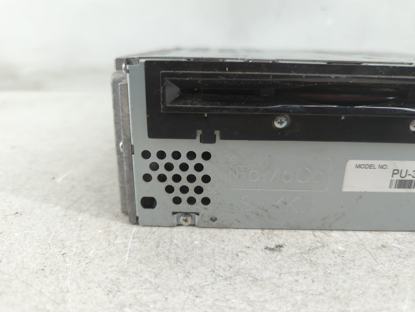 2012 Ford Edge Radio AM FM Cd Player Receiver Replacement P/N:CT4T-19C107-BD Fits OEM Used Auto Parts - Oemusedautoparts1.co