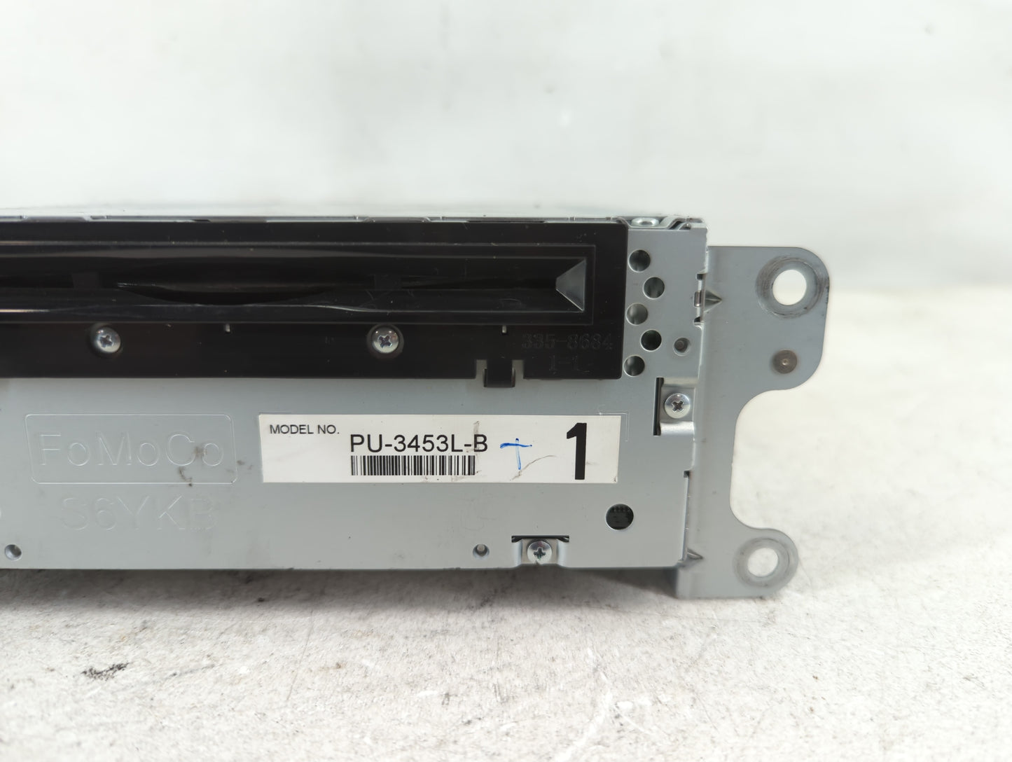 2012 Ford Edge Radio AM FM Cd Player Receiver Replacement P/N:CT4T-19C107-AC Fits Fits 2013 OEM Used Auto Parts - Oemusedaut