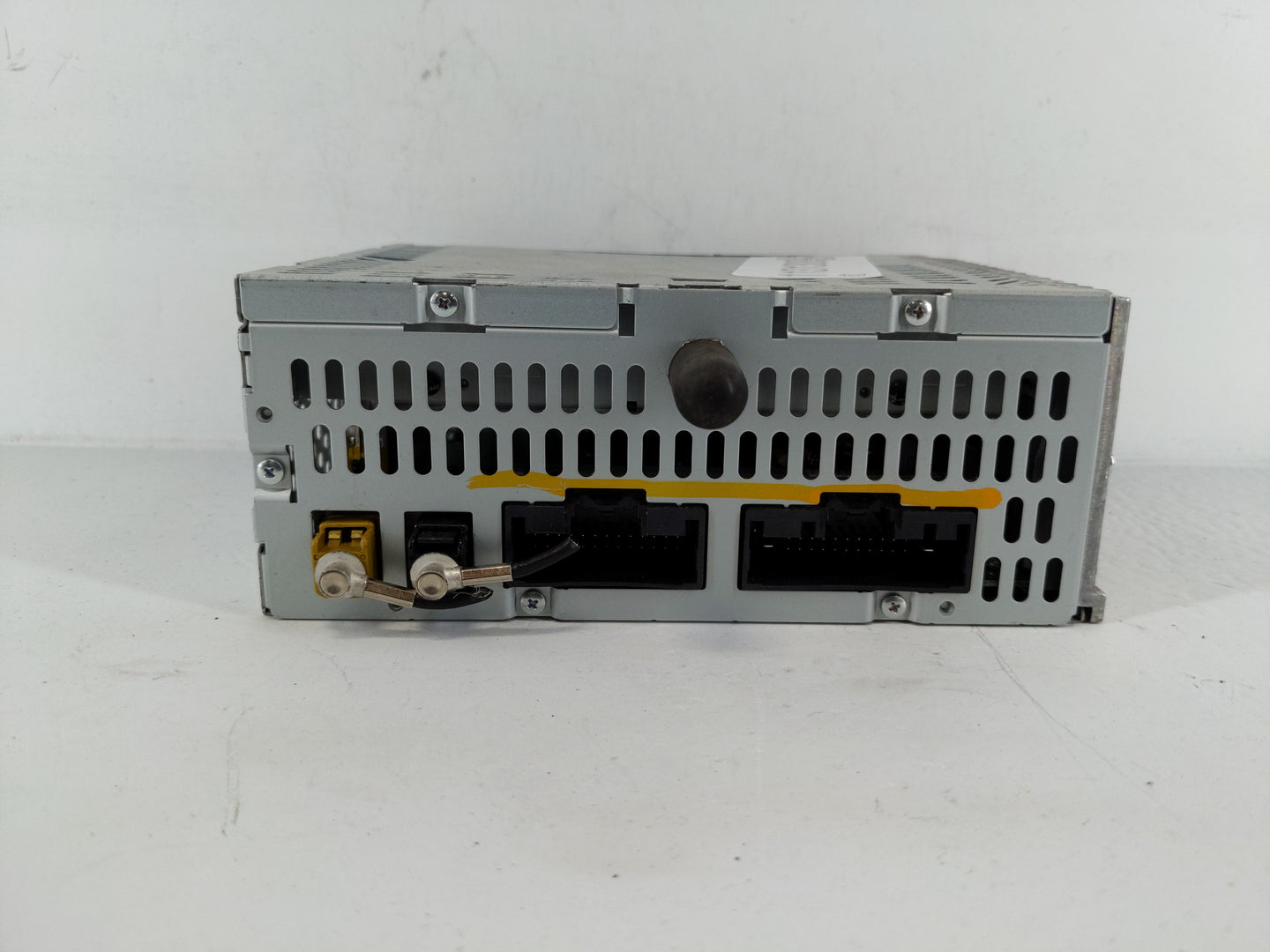 2012 Ford Edge Radio AM FM Cd Player Receiver Replacement Fits OEM Used Auto Parts - Oemusedautoparts1.com