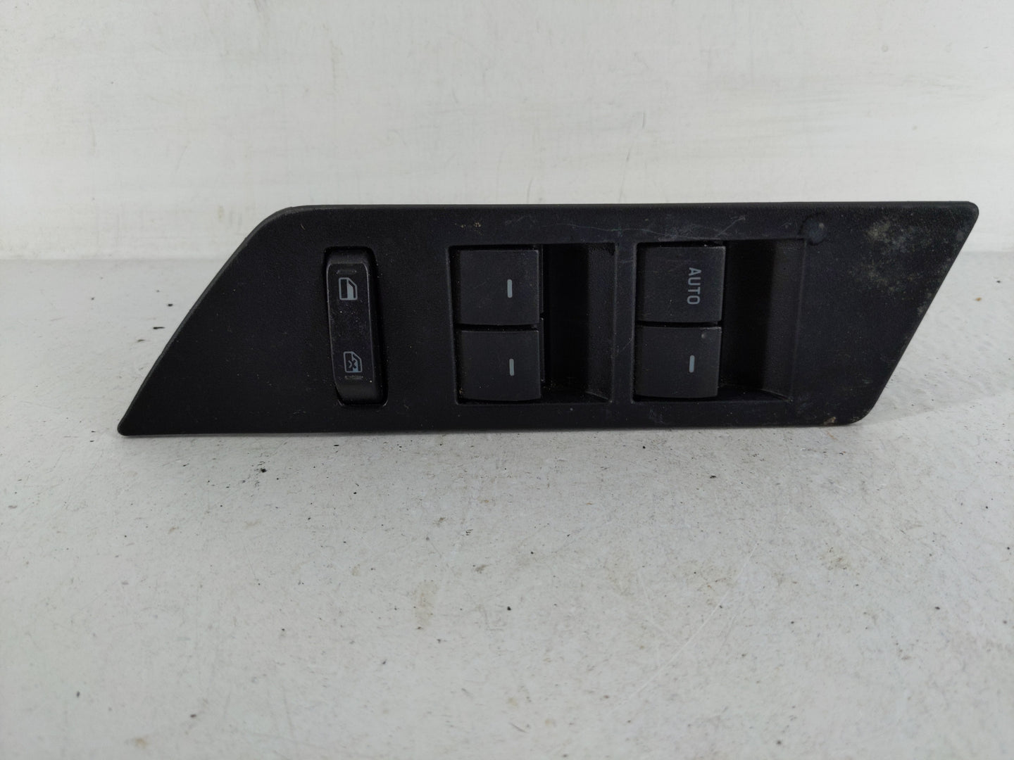 2011-2014 Ford Edge Master Power Window Switch Replacement Driver Side Left P/N:BT4T-14540-AAW Fits Fits 2011 2012 2013 2014