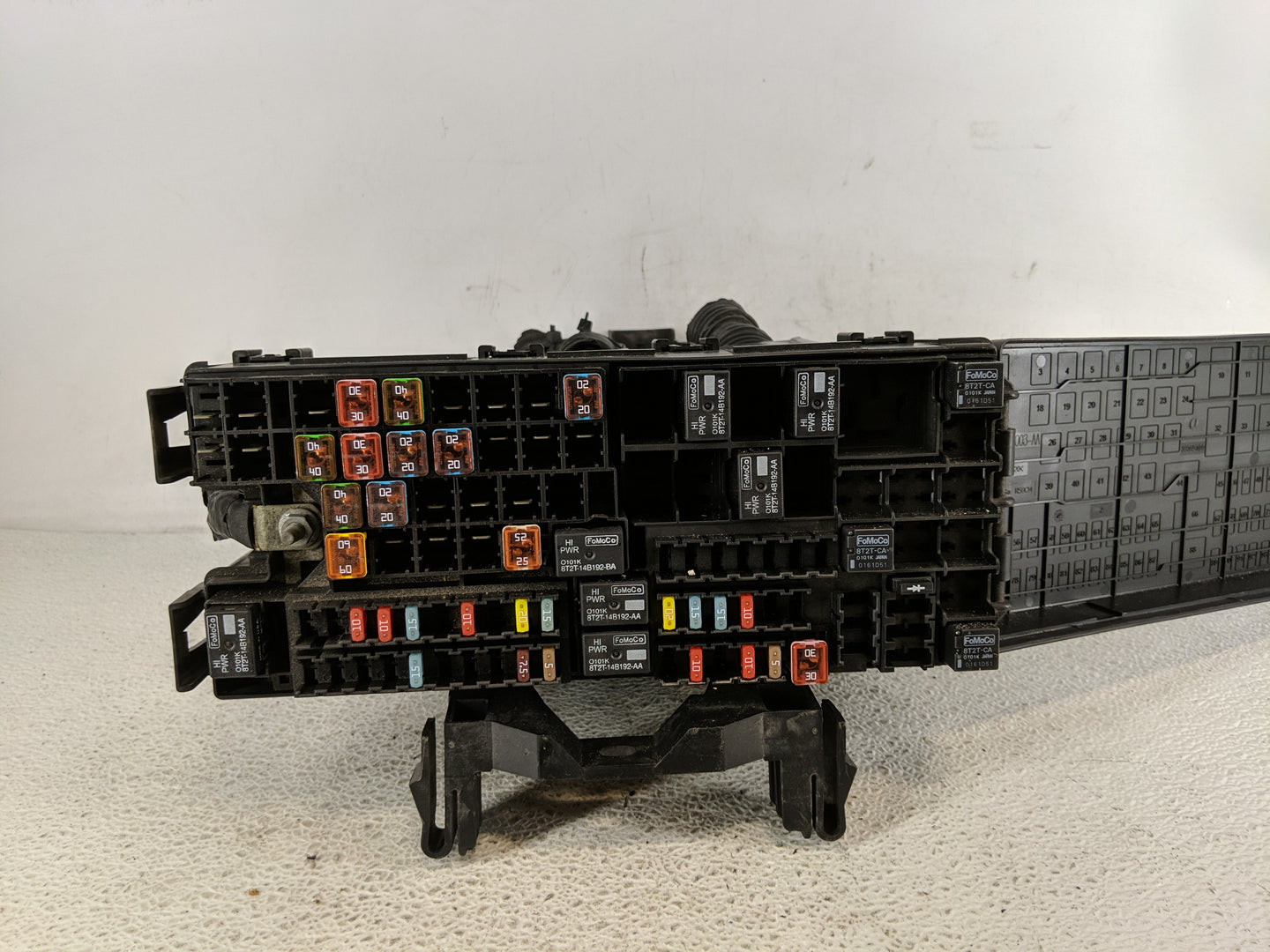2012-2014 Ford Edge Fusebox Fuse Box Panel Relay Module P/N:CT4T-14290-HE Fits Fits 2012 2013 2014 OEM Used Auto Parts - Oem