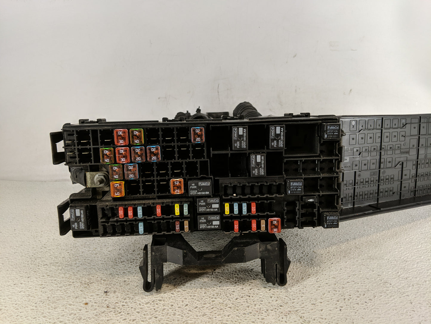 2012-2014 Ford Edge Fusebox Fuse Box Panel Relay Module P/N:CT4T-14290-HE Fits Fits 2012 2013 2014 OEM Used Auto Parts - Oem