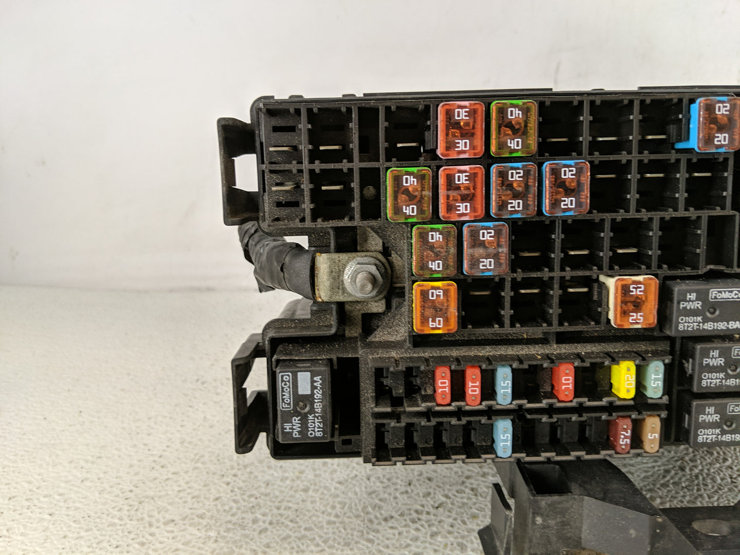 2012-2014 Ford Edge Fusebox Fuse Box Panel Relay Module P/N:CT4T-14290-HE Fits Fits 2012 2013 2014 OEM Used Auto Parts - Oem