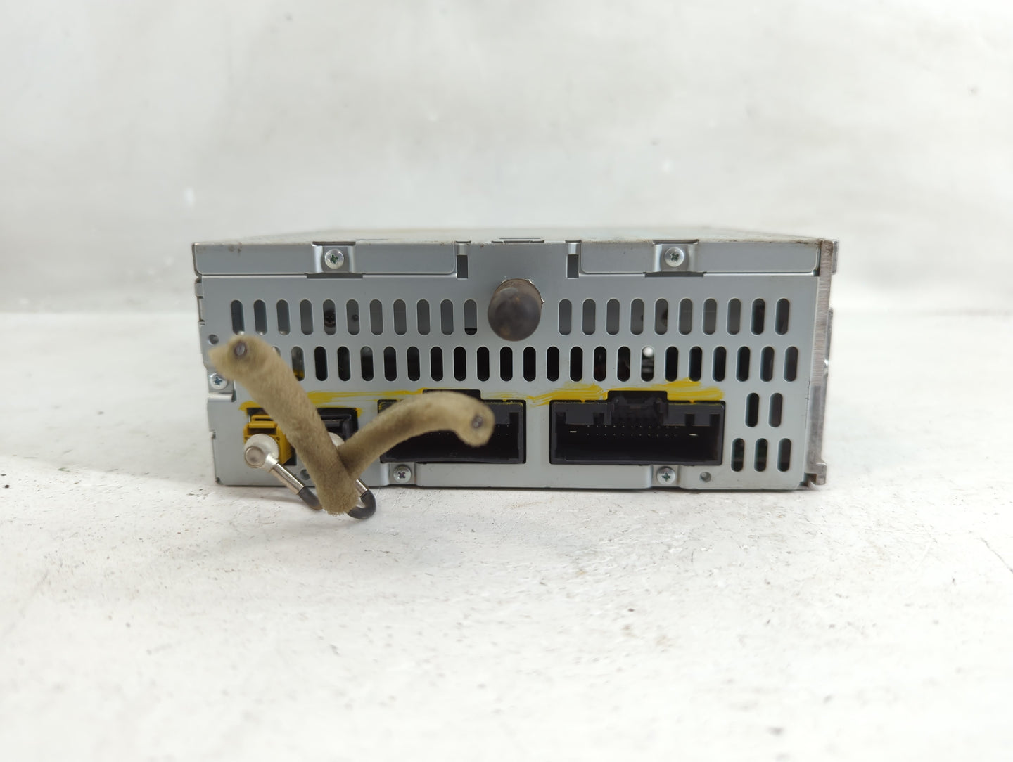 2012 Ford Edge Radio AM FM Cd Player Receiver Replacement P/N:CT4T-19C107-CD Fits OEM Used Auto Parts - Oemusedautoparts1.co