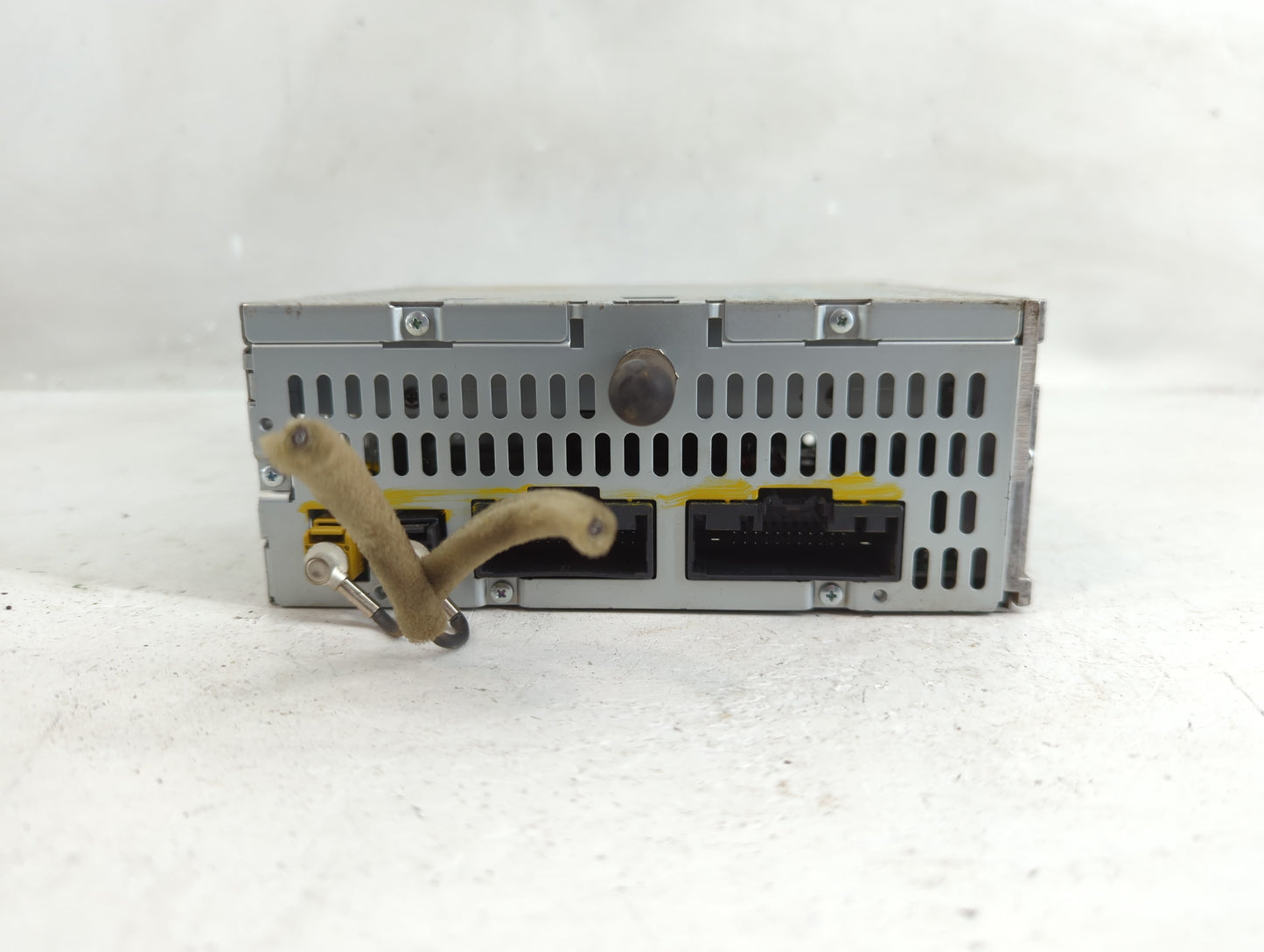2012 Ford Edge Radio AM FM Cd Player Receiver Replacement P/N:CT4T-19C107-CD Fits OEM Used Auto Parts - Oemusedautoparts1.co