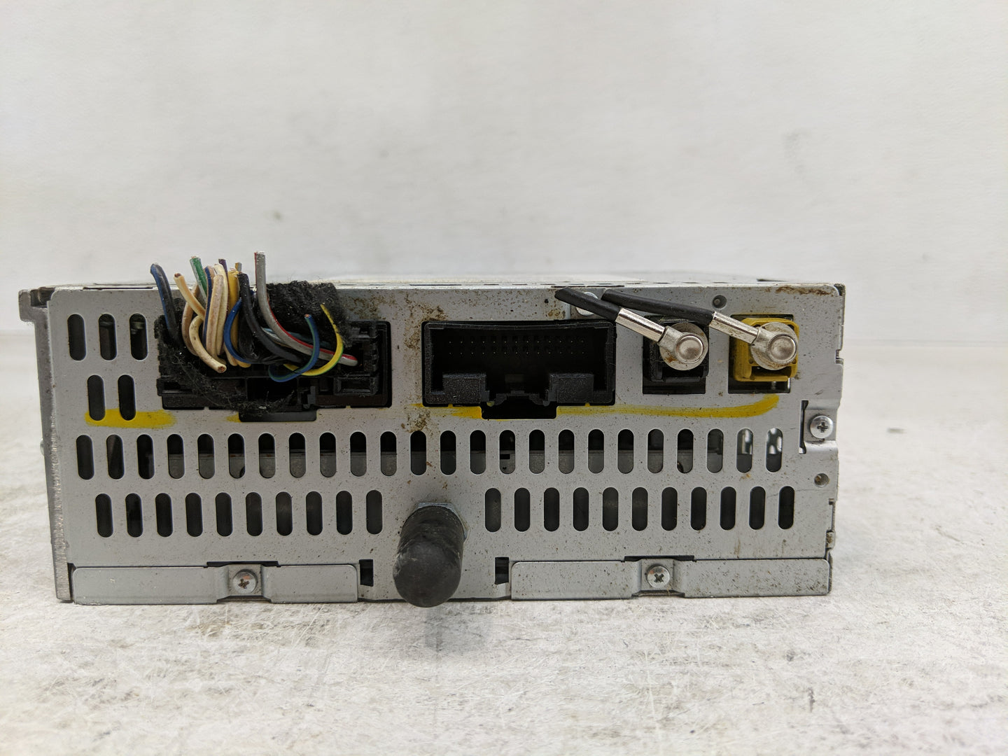 2012 Ford Edge Radio AM FM Cd Player Receiver Replacement P/N:CT4T-19C107-BD Fits Fits 2013 OEM Used Auto Parts - Oemusedaut