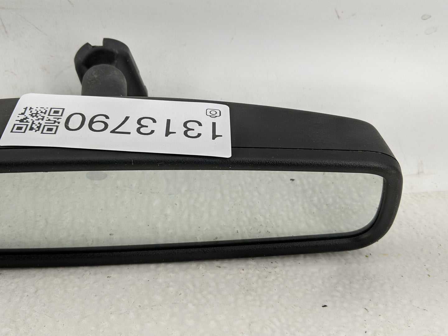 2011-2018 Ford Edge Interior Rear View Mirror Replacement OEM P/N:E11026533 Fits OEM Used Auto Parts - Oemusedautoparts1.com