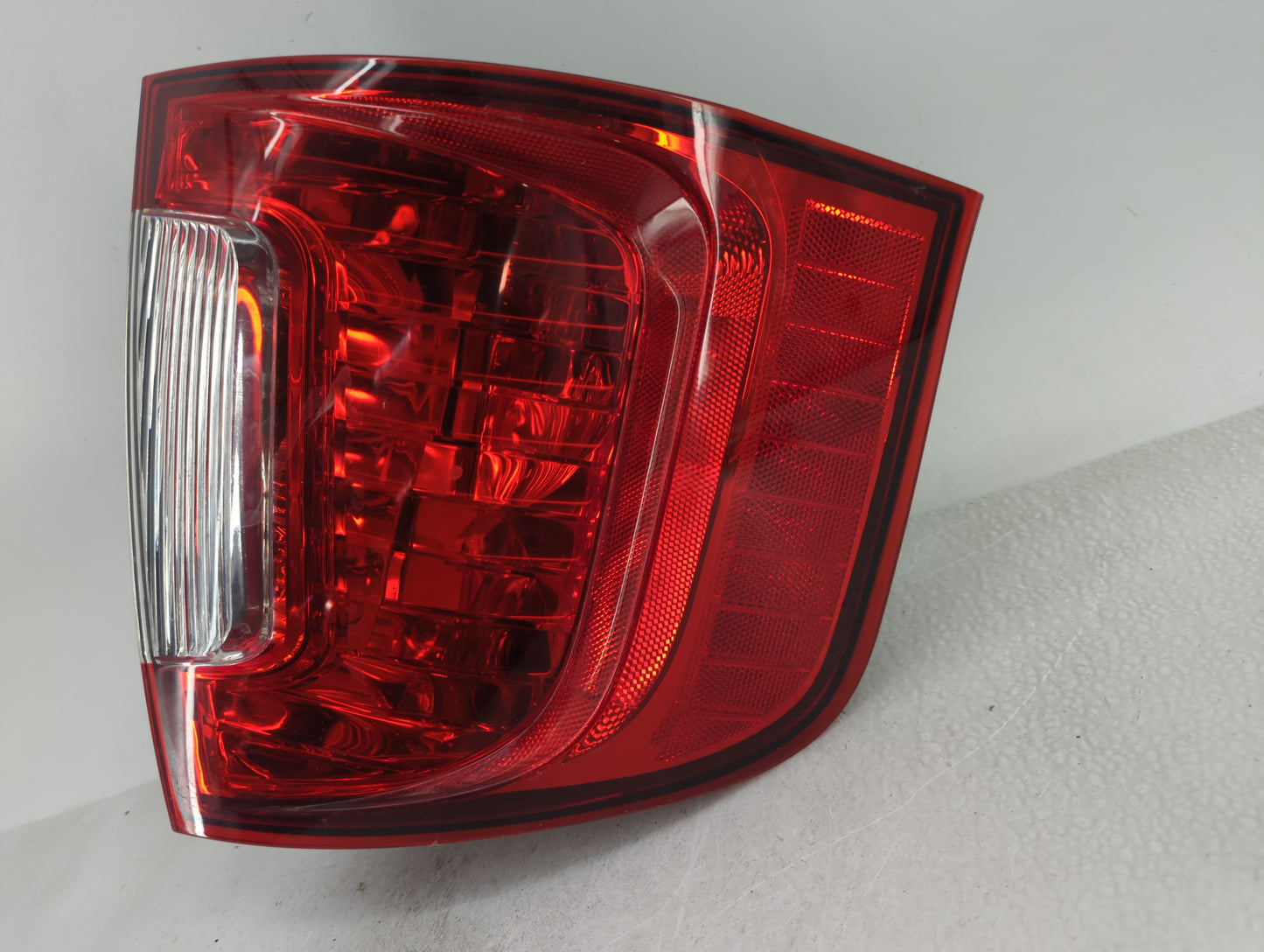 2011-2014 Ford Edge Tail Light Assembly Driver Left OEM P/N:BT43-13B505-AD Fits Fits 2011 2012 2013 2014 OEM Used Auto Parts