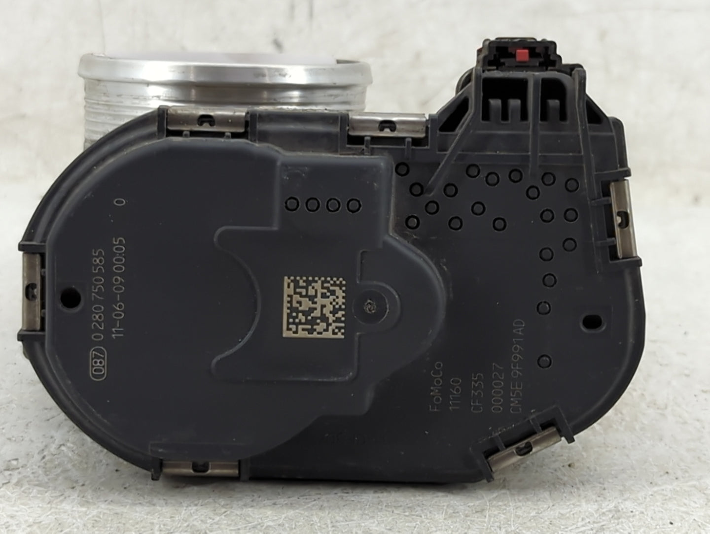2012-2014 Ford Edge Throttle Body P/N:CM5E 9F991 AD 0 280 750 585 Fits Fits 2012 2013 2014 2015 2016 2017 OEM Used Auto Part