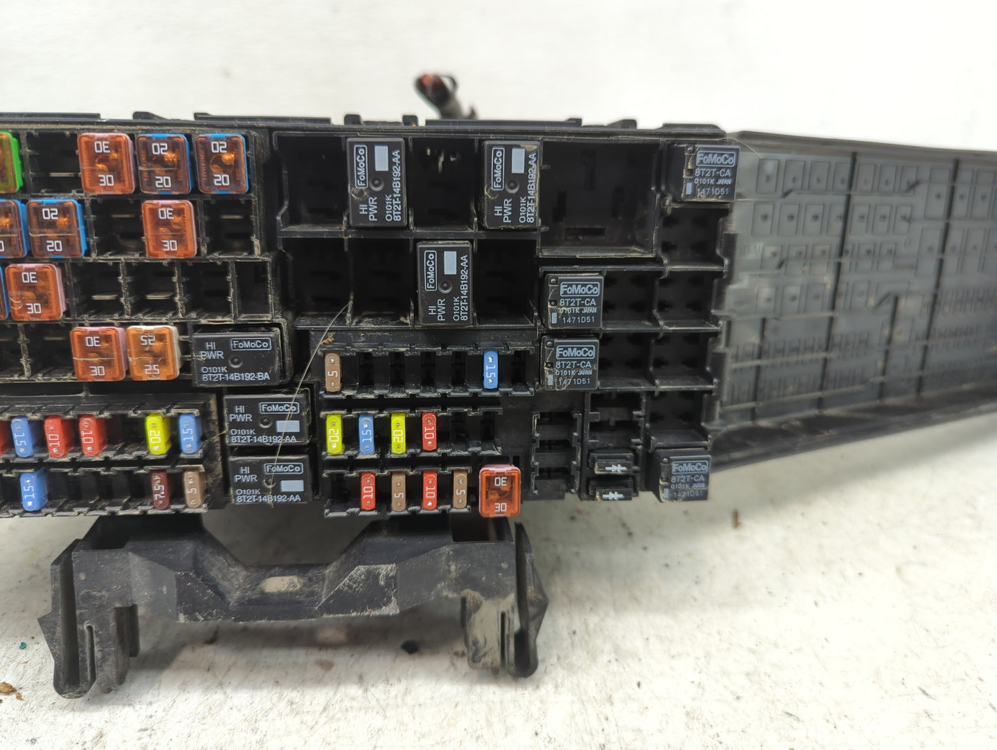 2012-2014 Ford Edge Fusebox Fuse Box Panel Relay Module P/N:BT4T-14A003-AA Fits Fits 2012 2013 2014 OEM Used Auto Parts - Oe