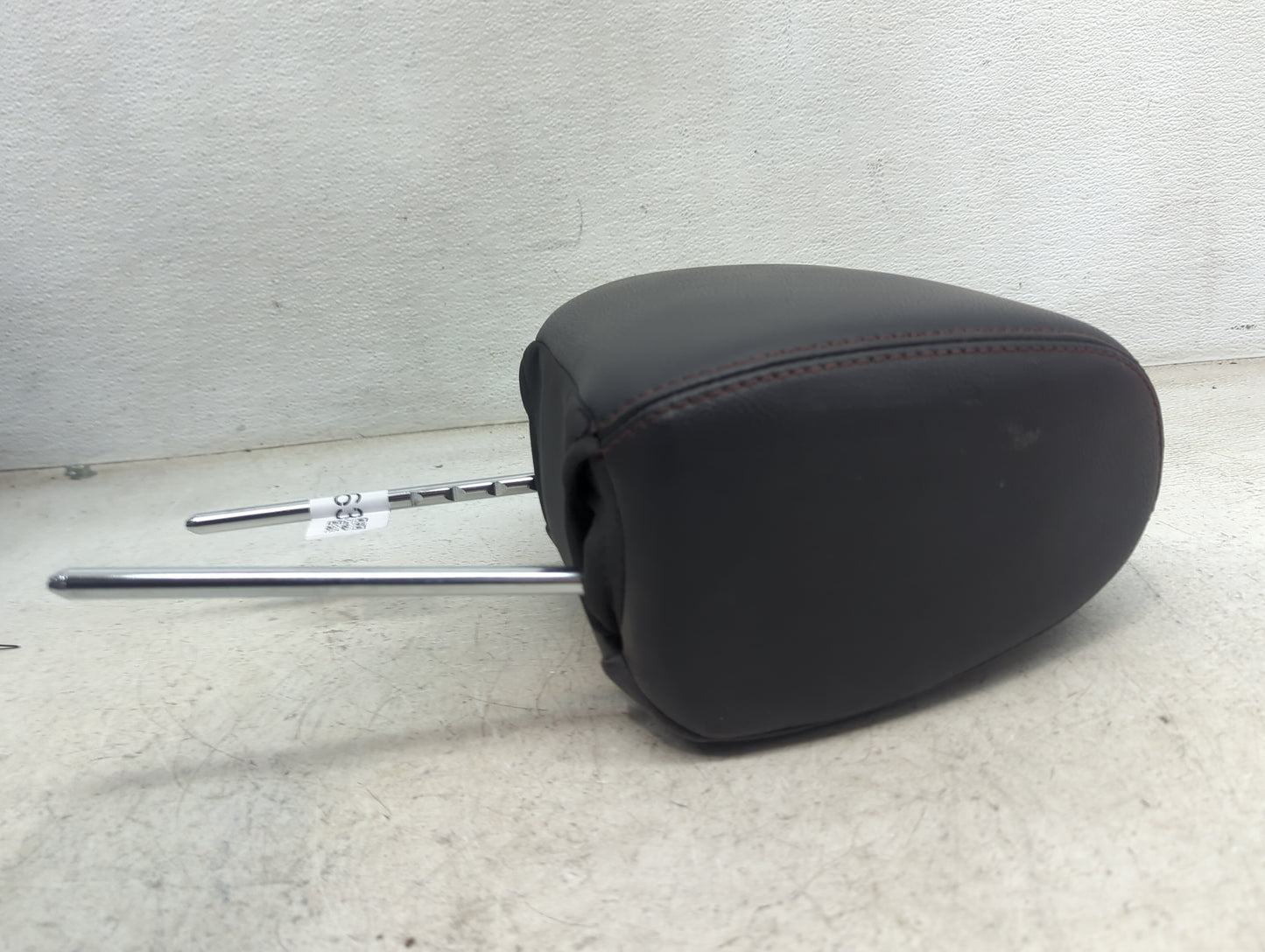 2011-2012 Ford Edge Headrest Head Rest Front Driver Seat Black - Oemusedautoparts1.com