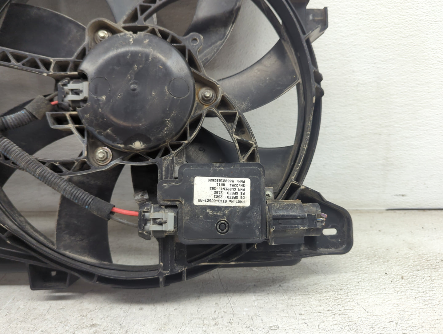 2012 Ford Edge Electric Radiator Cooling Fan Motor Assembly P/N:9T43-8C607-AA Fits OEM Used Auto Parts - Oemusedautoparts1.c