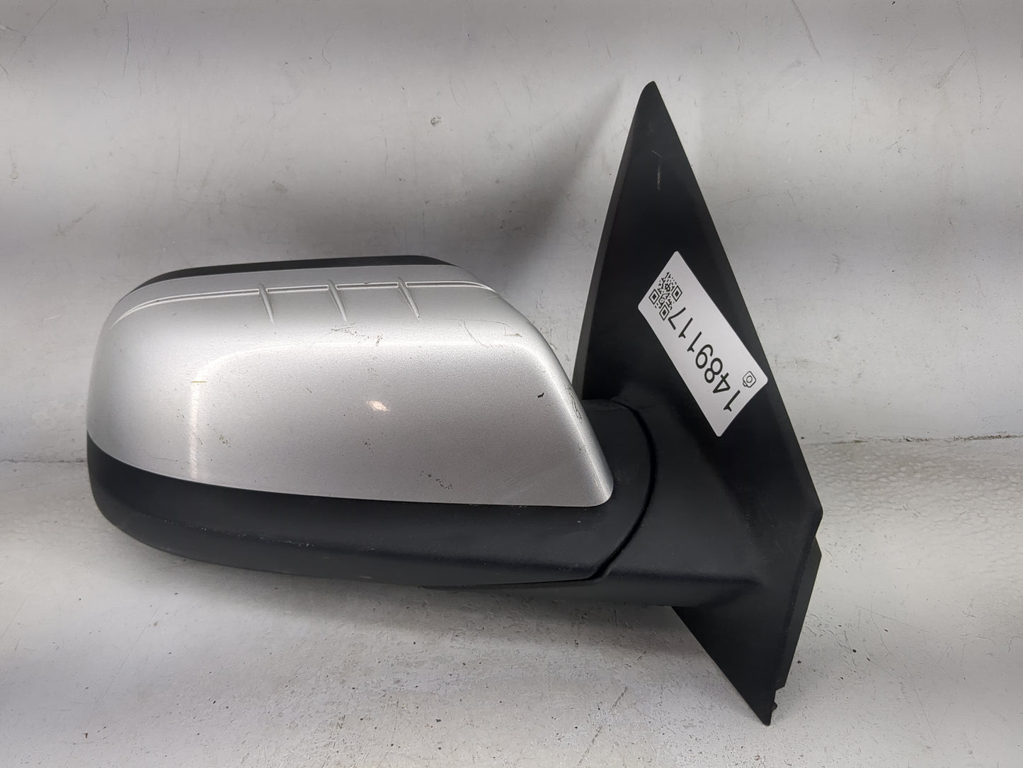 2011-2014 Ford Edge Passenger Side View Mirror - Right Door Mirror OEM Used - Oemusedautoparts1.com