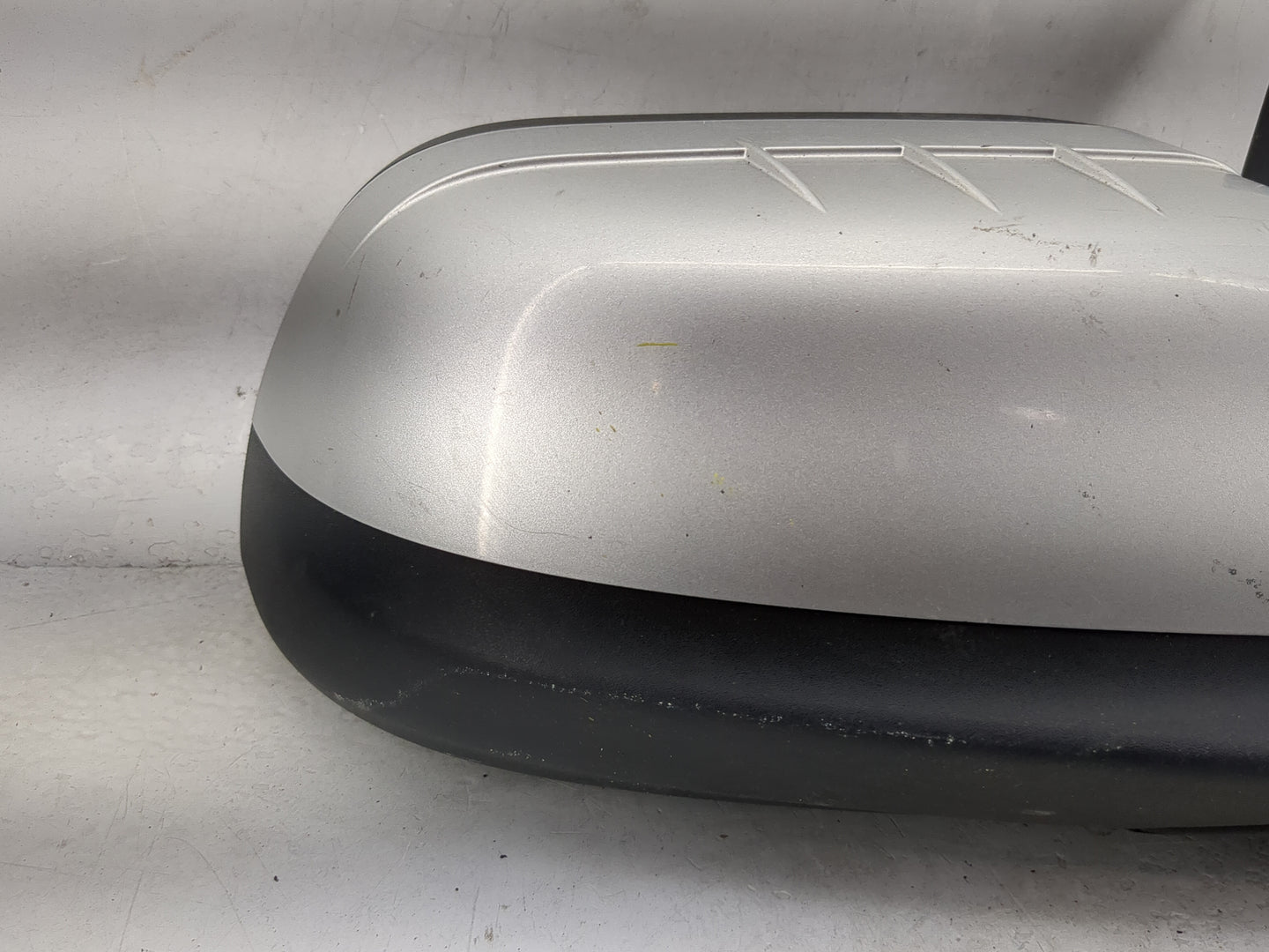 2011-2014 Ford Edge Passenger Side View Mirror - Right Door Mirror OEM Used - Oemusedautoparts1.com