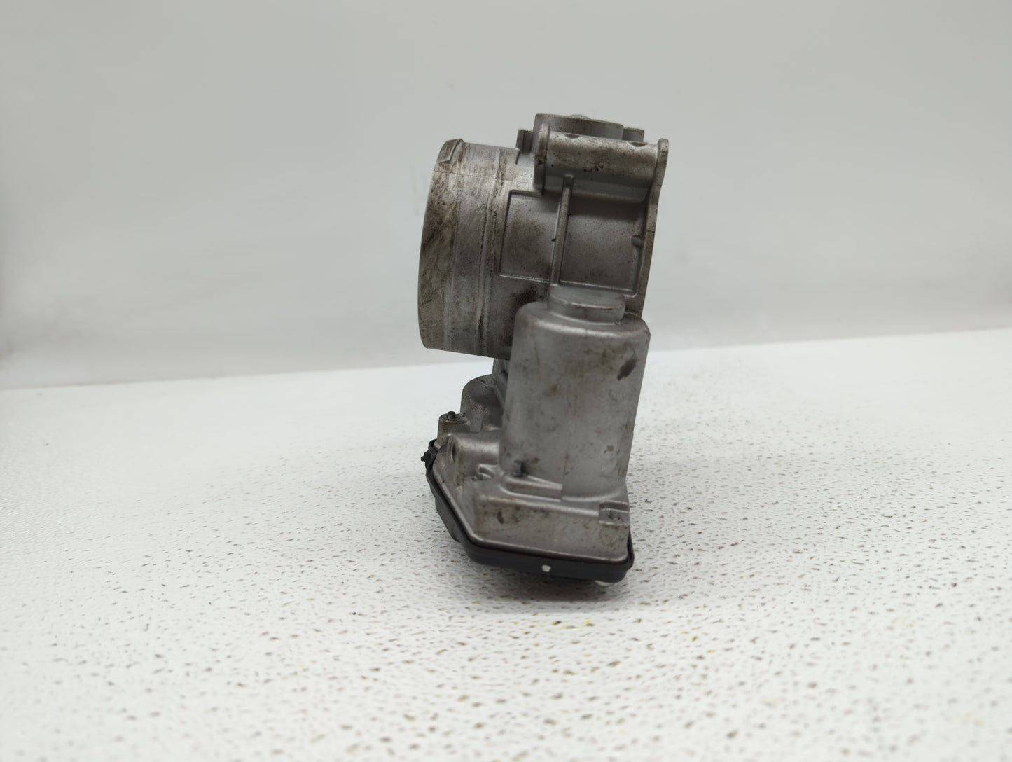 2011-2018 Ford Edge Throttle Body P/N:AT4E-EF AT4E-9F991-EL Fits Fits 2011 2012 2013 2014 2015 2016 2017 2018 2019 OEM Used 