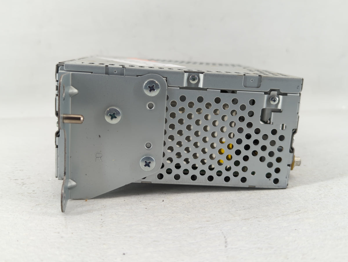 2012-2012 Ford Edge Am Fm Cd Player Radio Receiver 511302 - Oemusedautoparts1.com