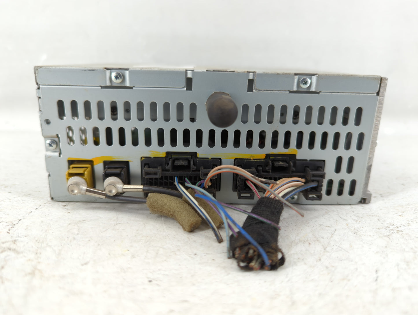 2012-2012 Ford Edge Am Fm Cd Player Radio Receiver - Oemusedautoparts1.com