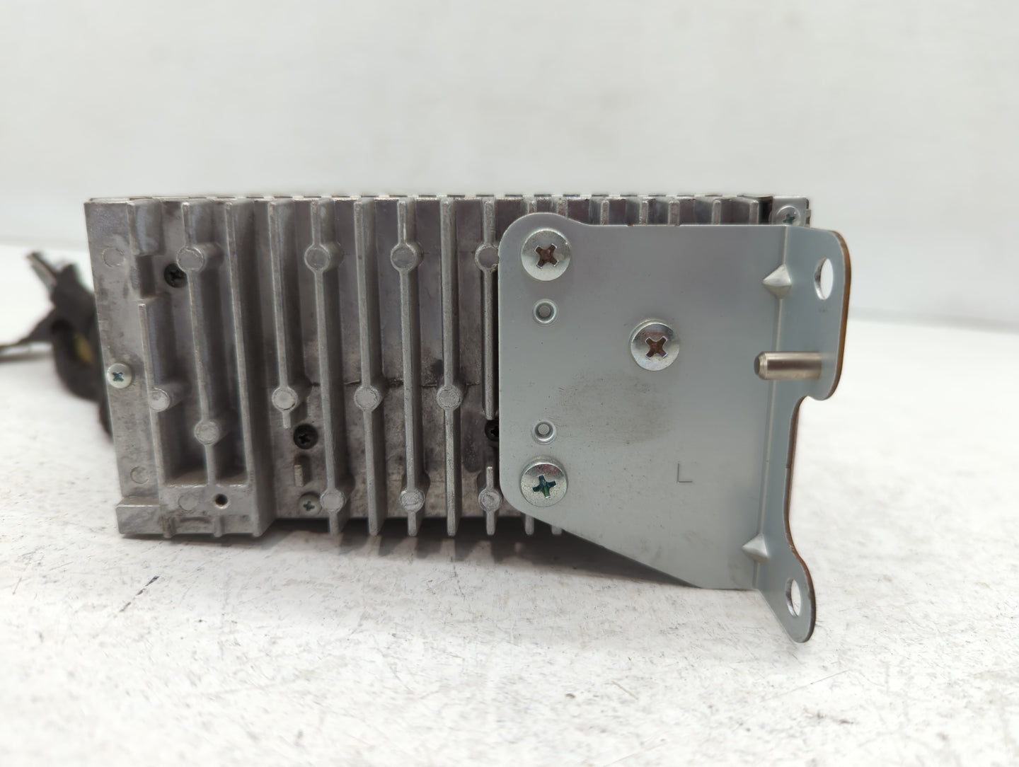 2012-2012 Ford Edge Am Fm Cd Player Radio Receiver - Oemusedautoparts1.com