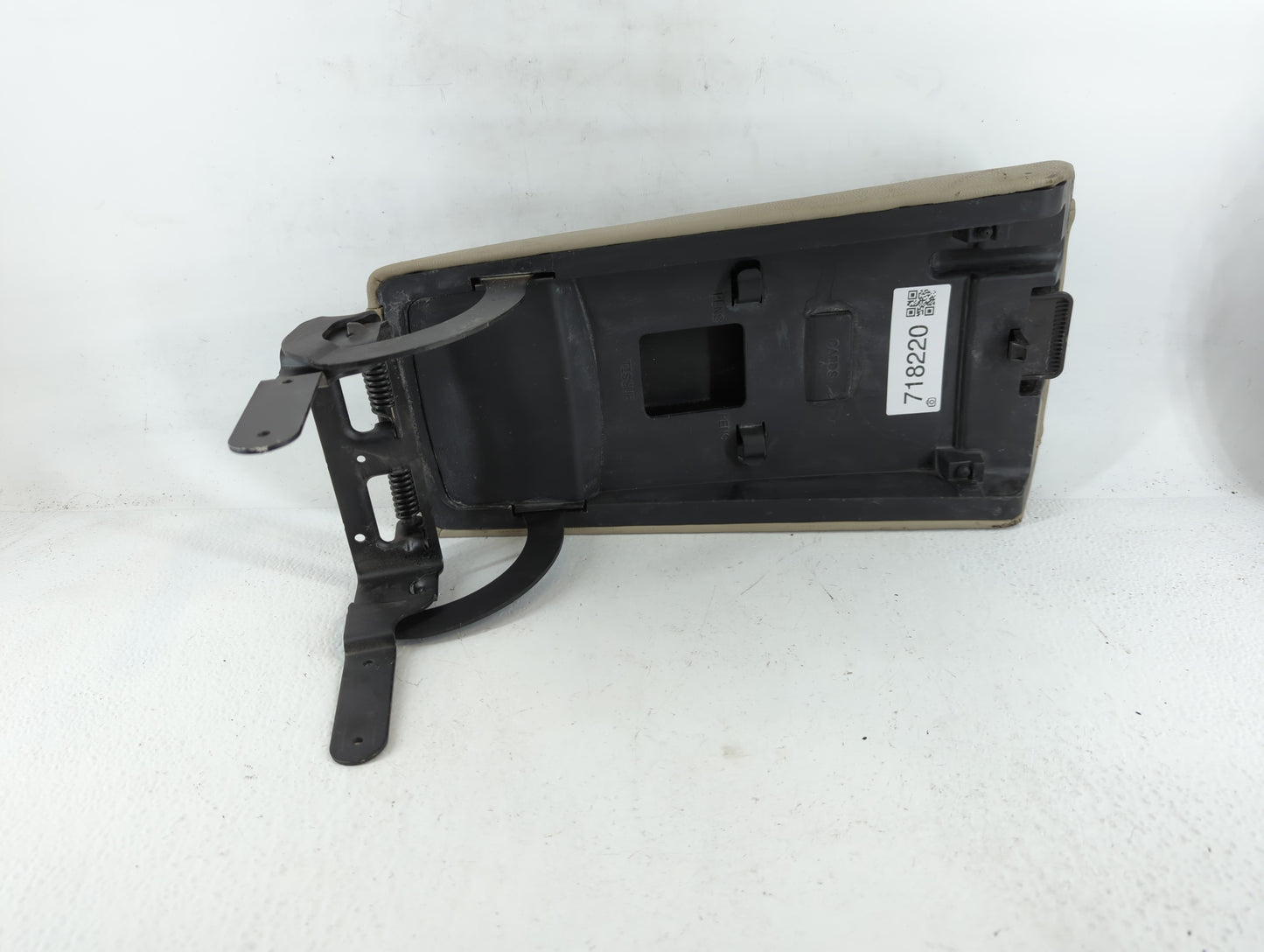 2012 Ford Edge Center Console Armrest Cover Lid Fits OEM Used Auto Parts - Oemusedautoparts1.com