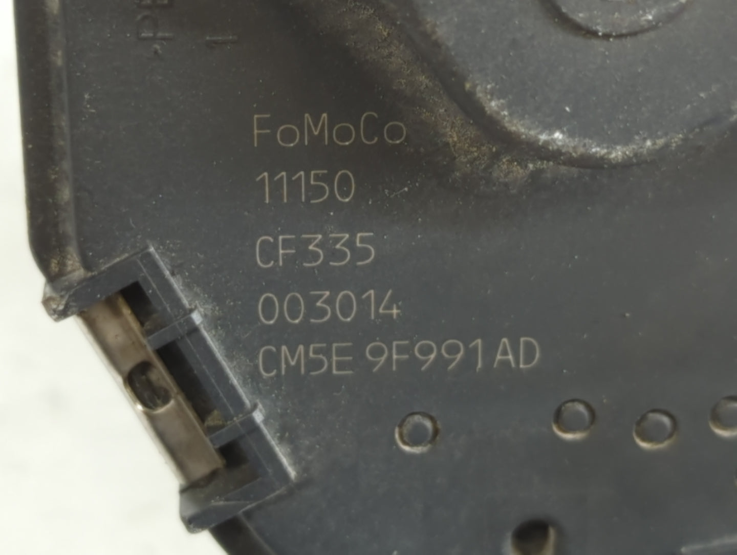 2012-2014 Ford Edge Throttle Body P/N:CM5E 9F991 AD Fits Fits 2012 2013 2014 2015 2016 2017 OEM Used Auto Parts - Oemusedaut