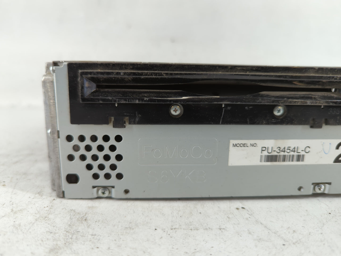 2012-2012 Ford Edge Am Fm Cd Player Radio Receiver - Oemusedautoparts1.com