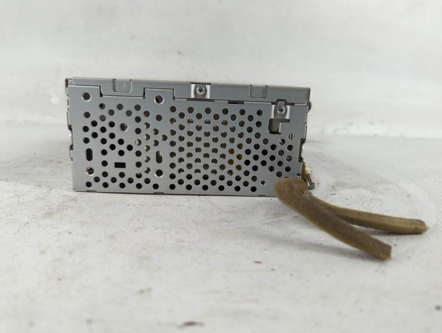 2012-2012 Ford Edge Am Fm Cd Player Radio Receiver - Oemusedautoparts1.com
