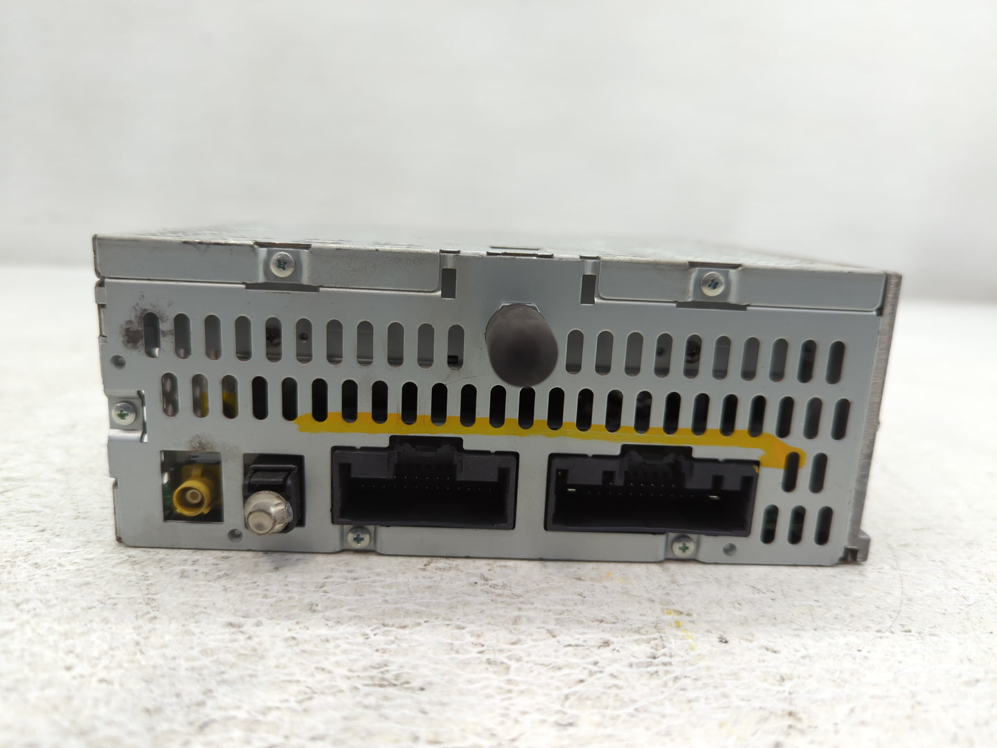 2012-2012 Ford Edge Am Fm Cd Player Radio Receiver - Oemusedautoparts1.com