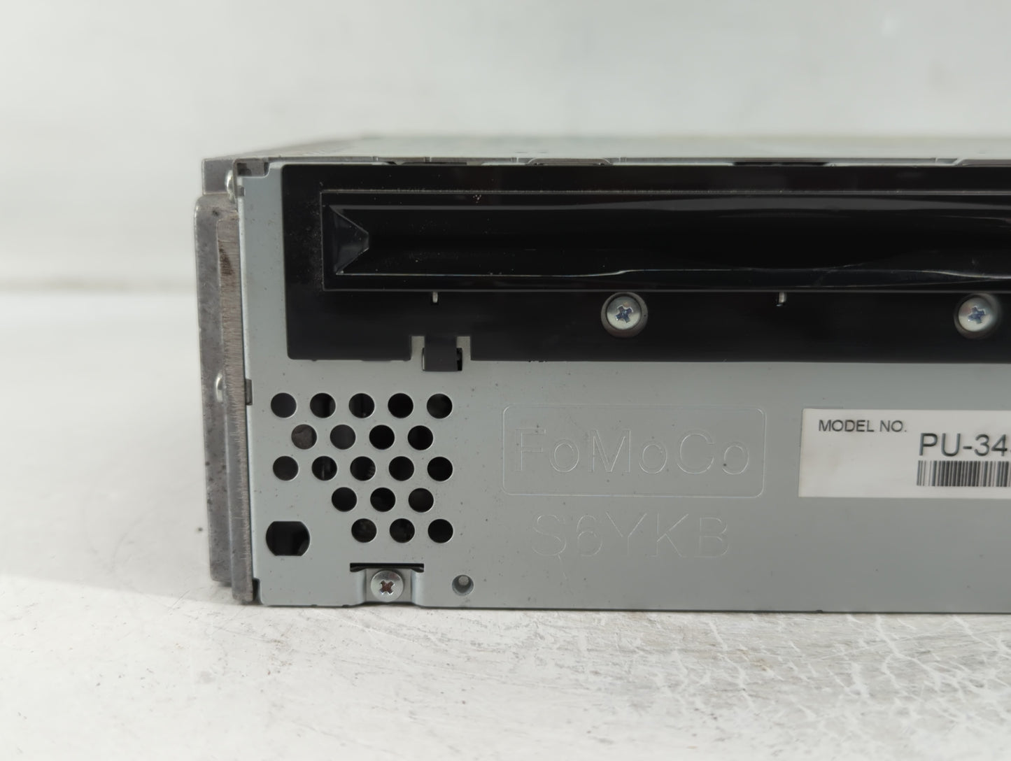 2012 Ford Edge Radio AM FM Cd Player Receiver Replacement P/N:CT4T-19C107-AC Fits Fits 2013 OEM Used Auto Parts - Oemusedaut