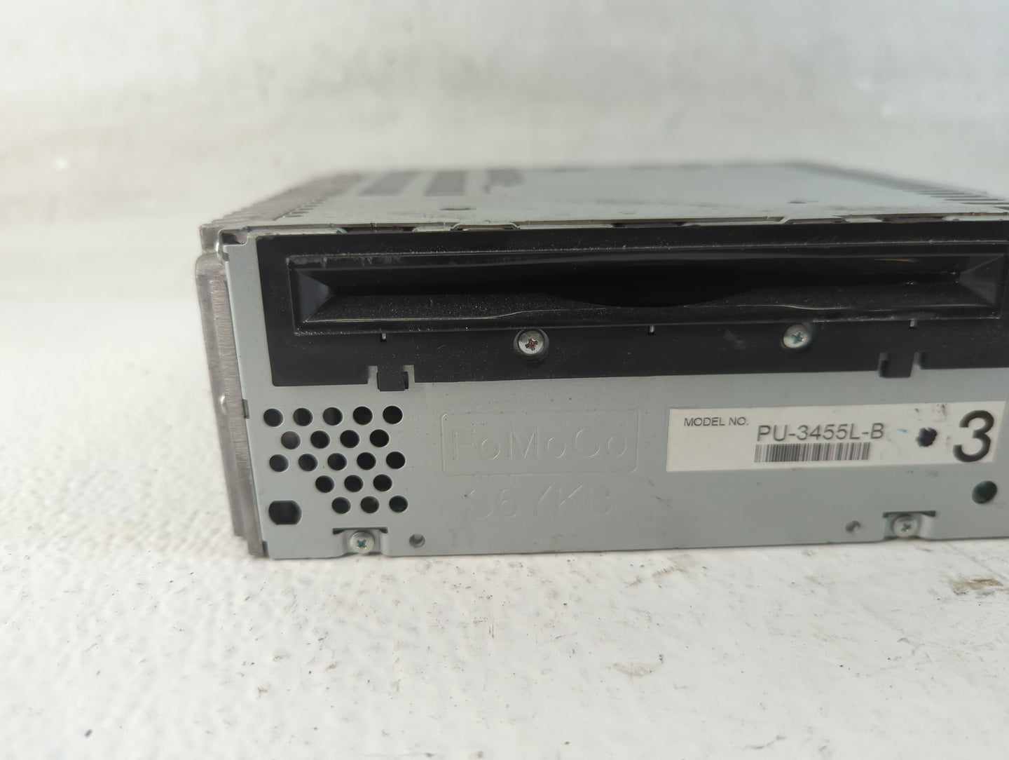 2012 Ford Edge Radio AM FM Cd Player Receiver Replacement P/N:CT4T-19C107-AC Fits Fits 2013 OEM Used Auto Parts - Oemusedaut