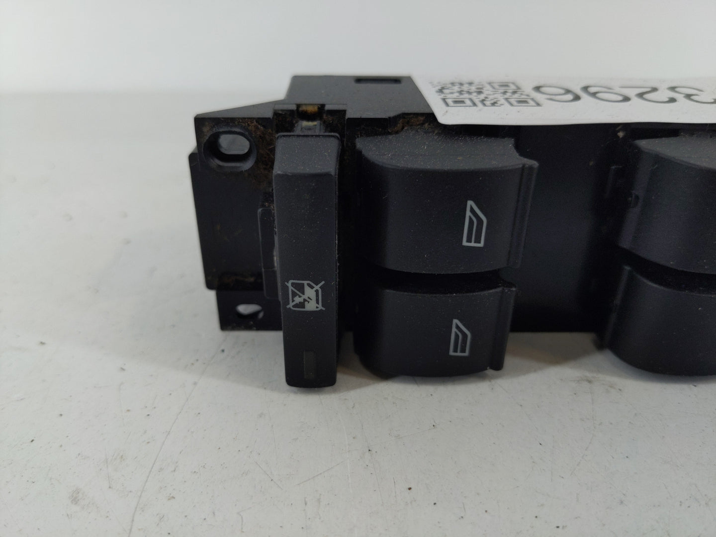 2008-2012 Ford Escape Master Power Window Switch Replacement Driver Side Left P/N:BM5T-14A132-AA Fits OEM Used Auto Parts - 