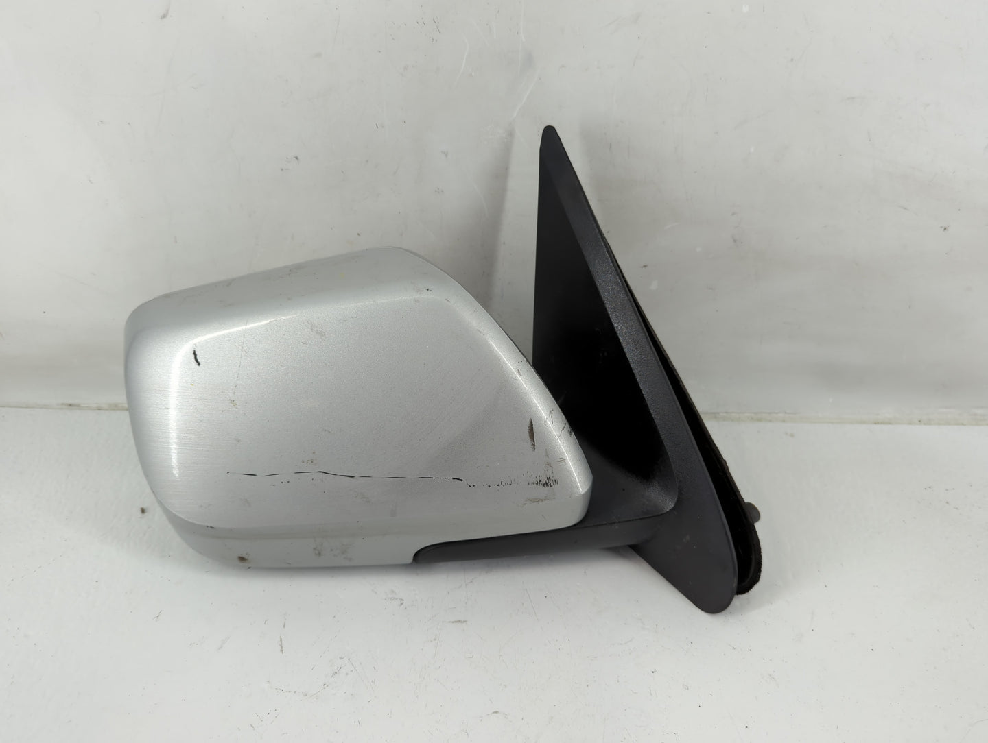 2010-2012 Ford Escape Passenger Side View Mirror - Right Door Mirror OEM Used - Oemusedautoparts1.com