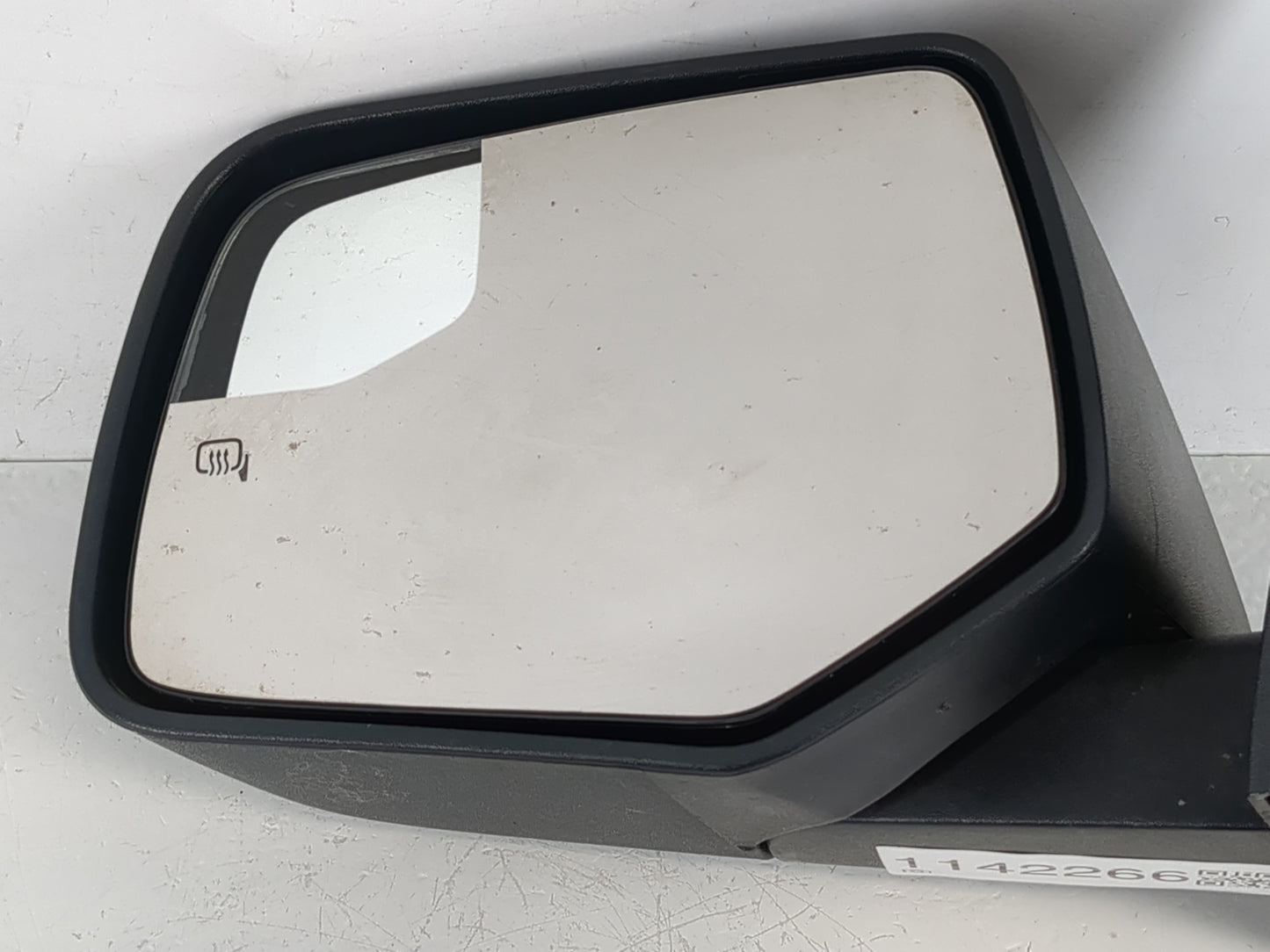 2010-2012 Ford Escape Passenger Side View Mirror - Right Door Mirror OEM Used - Oemusedautoparts1.com