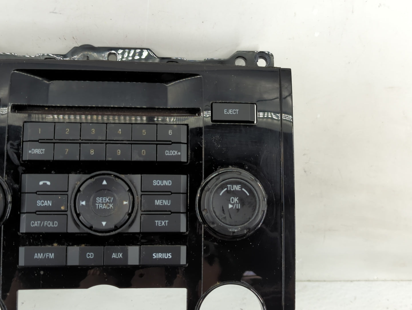 2009-2012 Ford Escape Radio AM FM Cd Player Receiver Replacement Fits Fits 2009 2010 2011 2012 OEM Used Auto Parts - Oemused