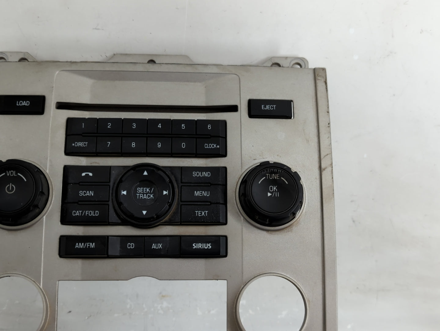 2009-2012 Ford Escape Radio AM FM Cd Player Receiver Replacement P/N:9L8T-18A802-BB Fits Fits 2009 2010 2011 2012 OEM Used A