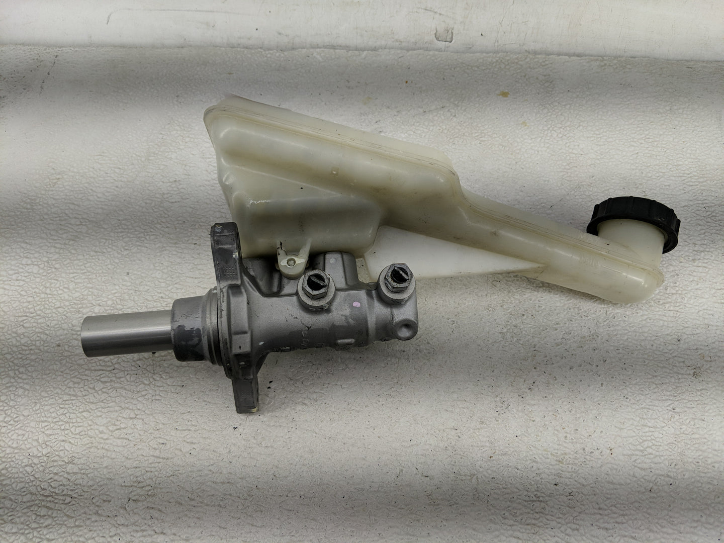 2008-2012 Ford Escape Power Brake Booster Oem - Oemusedautoparts1.com
